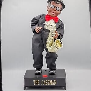 The Jazzman Singing, Dancing, Working Condition, Plays Surrender